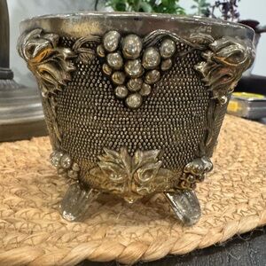 Elegant Vintage Grapevine Decorative Candy Dish